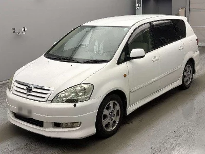 Toyota Ipsum