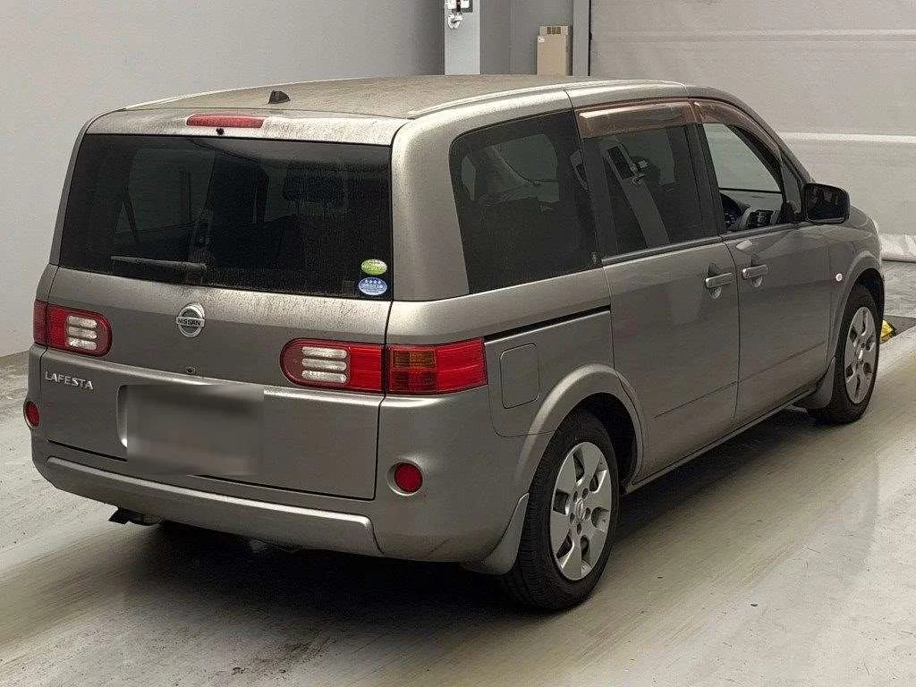 Nissan Lafesta  с аукциона в Японии