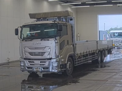 ISUZU GIGA