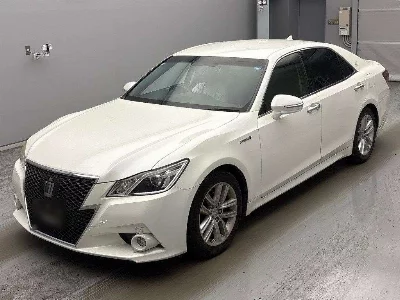 Toyota CROWN HYBRID