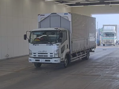 Isuzu Forward