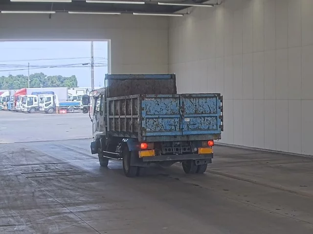 Isuzu Forward  с аукциона в Японии