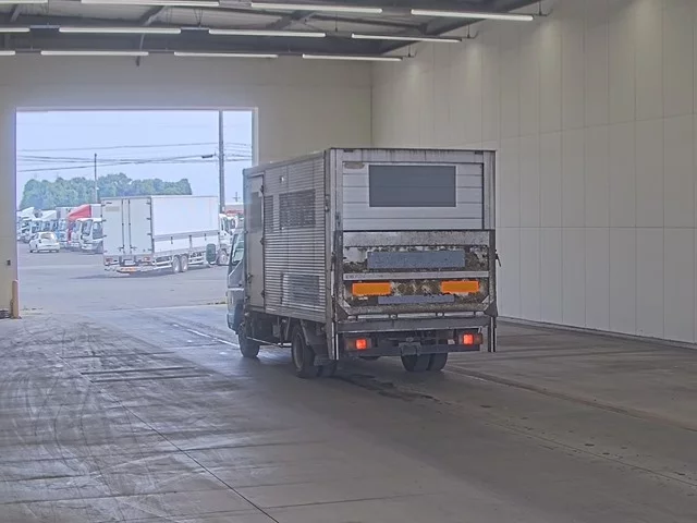 Mitsubishi Fuso Canter  с аукциона в Японии