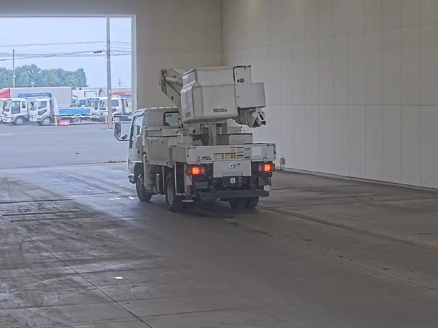 Isuzu Elf  с аукциона в Японии