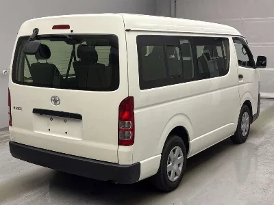 Toyota HIACE WAGON