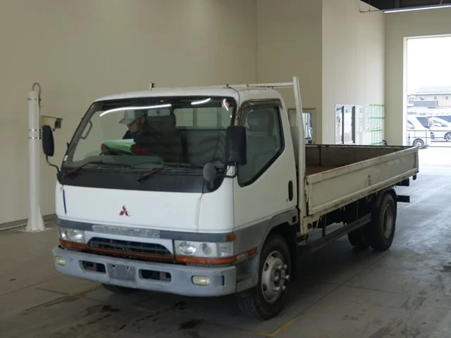 Mitsubishi Fuso Canter  с аукциона в Японии