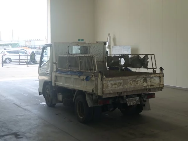 Mitsubishi Fuso Canter  с аукциона в Японии