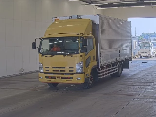 Isuzu Forward  с аукциона в Японии