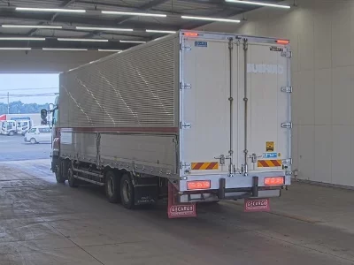 ISUZU GIGA
