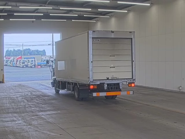 Isuzu Forward  с аукциона в Японии