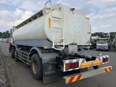 ISUZU GIGA