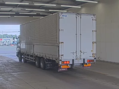 ISUZU GIGA