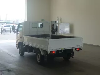 Цена авто Toyota Dyna с аукционов Японии, номер кузова KDY281, пробег 351 000, оценка 4