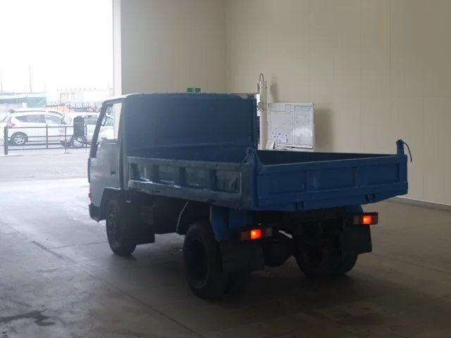 Mitsubishi Fuso Canter  с аукциона в Японии