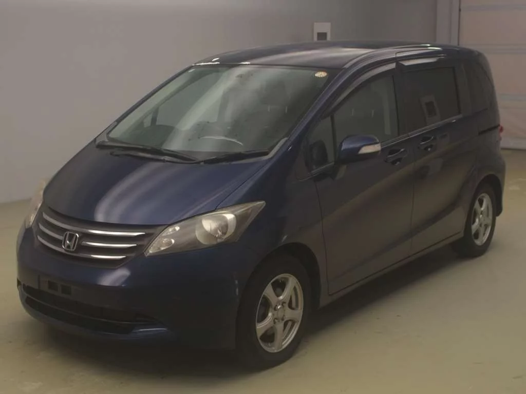 Honda Freed  с аукциона в Японии