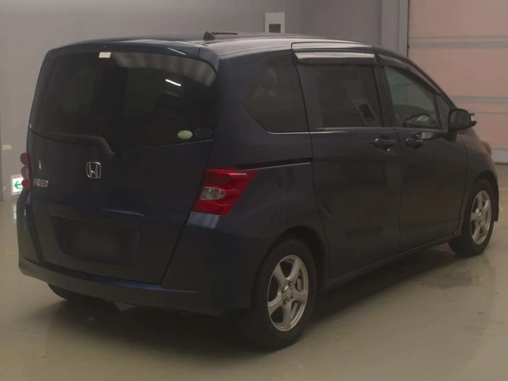 Honda Freed  с аукциона в Японии