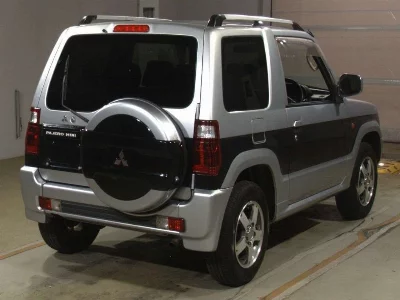 Mitsubishi Pajero Mini