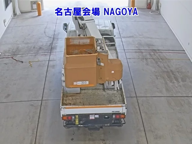 Mitsubishi Fuso Canter  с аукциона в Японии