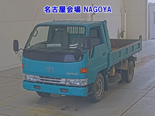 Toyota Dyna  с аукциона в Японии
