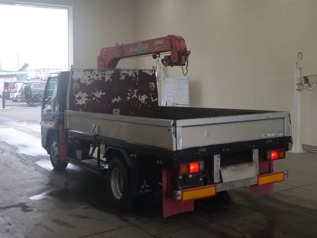 Mitsubishi Fuso Canter  с аукциона в Японии