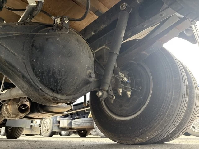 Isuzu Elf  с аукциона в Японии