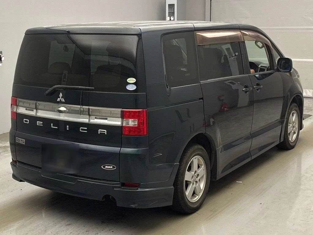 Mitsubishi Delica D:5  с аукциона в Японии