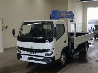 MITSUBISHI CANTER