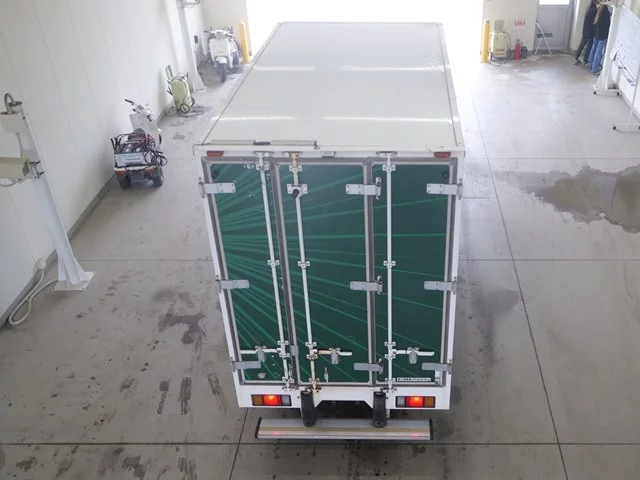 Isuzu Elf  с аукциона в Японии