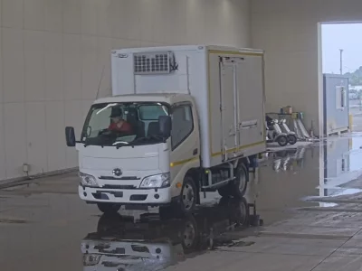 Hino Dutro