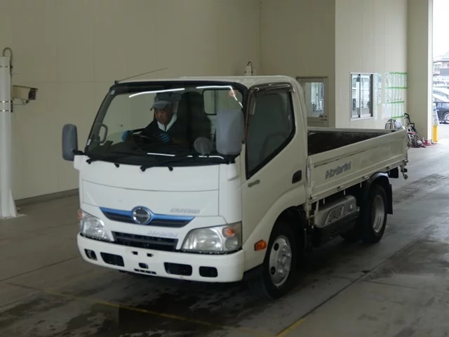 Hino Dutro  с аукциона в Японии