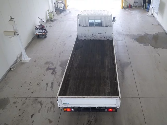 Isuzu Elf  с аукциона в Японии
