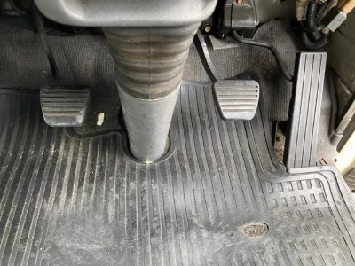 MITSUBISHI CANTER