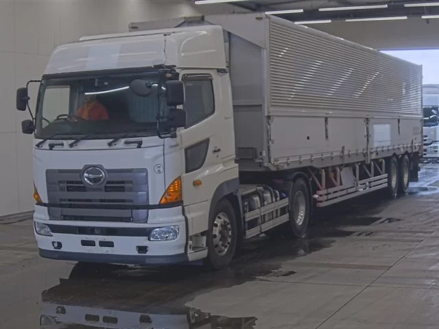 Hino Profia  с аукциона в Японии