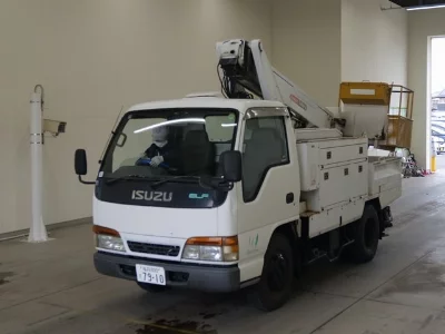 Isuzu Elf