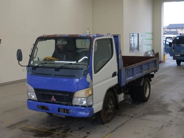 Mitsubishi Fuso Canter  с аукциона в Японии