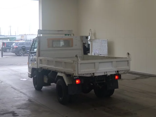 Isuzu Elf  с аукциона в Японии