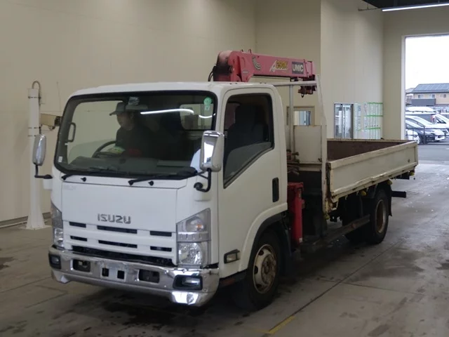 Isuzu Elf  с аукциона в Японии