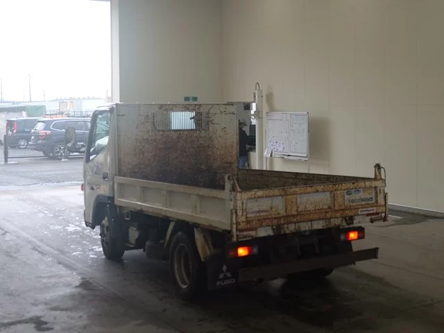 Mitsubishi Fuso Canter  с аукциона в Японии