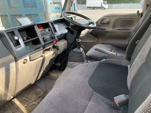 Isuzu Elf  с аукциона в Японии