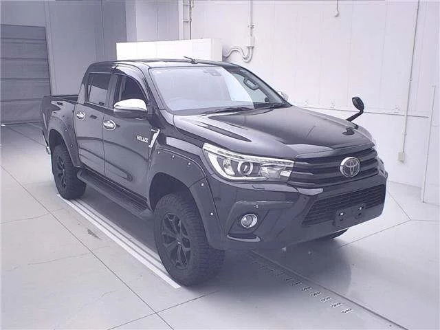 Toyota Hilux  с аукциона в Японии