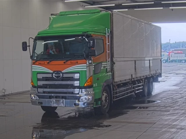 Hino Profia  с аукциона в Японии