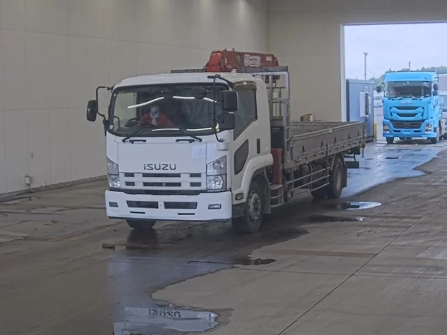 Isuzu Forward  с аукциона в Японии
