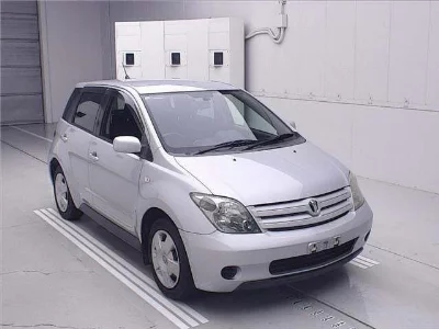 Toyota Ist