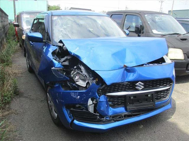 Suzuki Swift  с аукциона в Японии