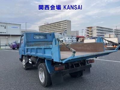 MITSUBISHI CANTER