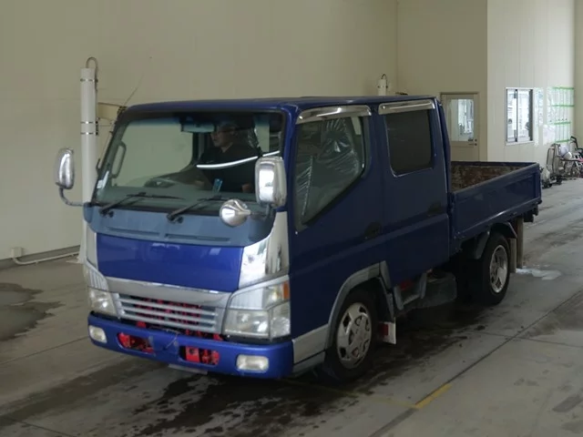 Mitsubishi Fuso Canter  с аукциона в Японии