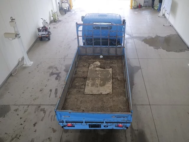 Isuzu Elf  с аукциона в Японии
