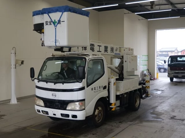 Hino Dutro  с аукциона в Японии