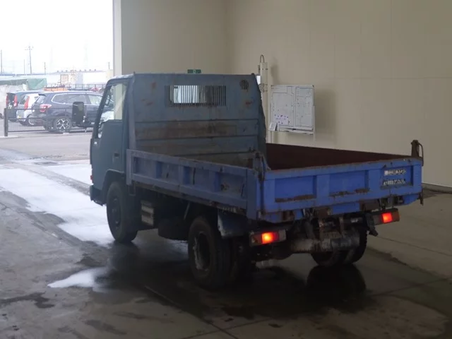Mitsubishi Fuso Canter  с аукциона в Японии