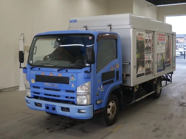 Isuzu Elf  с аукциона в Японии
